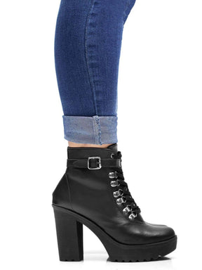 Bota Salto Alto