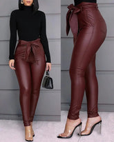 Calça de Couro Sintético Skinny