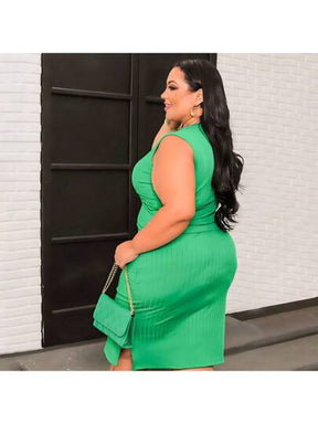 Conjunto Plus Size Saia e Cropped 6