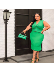 Conjunto Plus Size Saia e Cropped 7